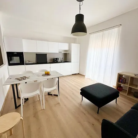 Acqua Apartment